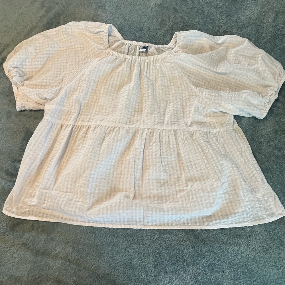Old navy blouse